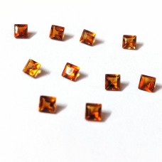 Madeira citrine 3x3mm square facet 0.16 cts